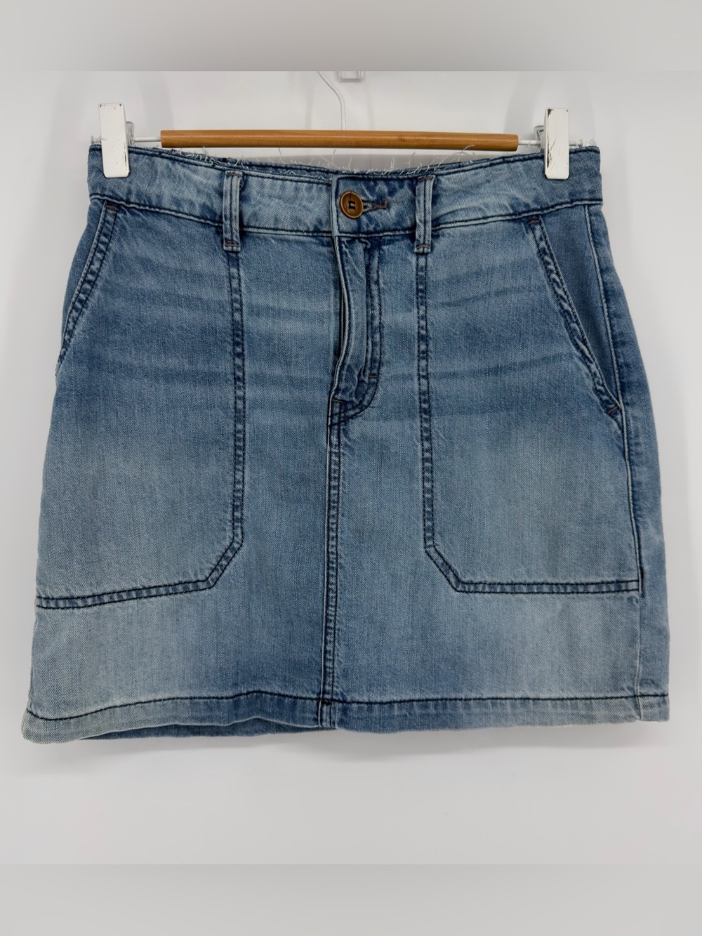 Free People Light Wash Utility Denim Mini Skirt Size 2 Y2K Boho